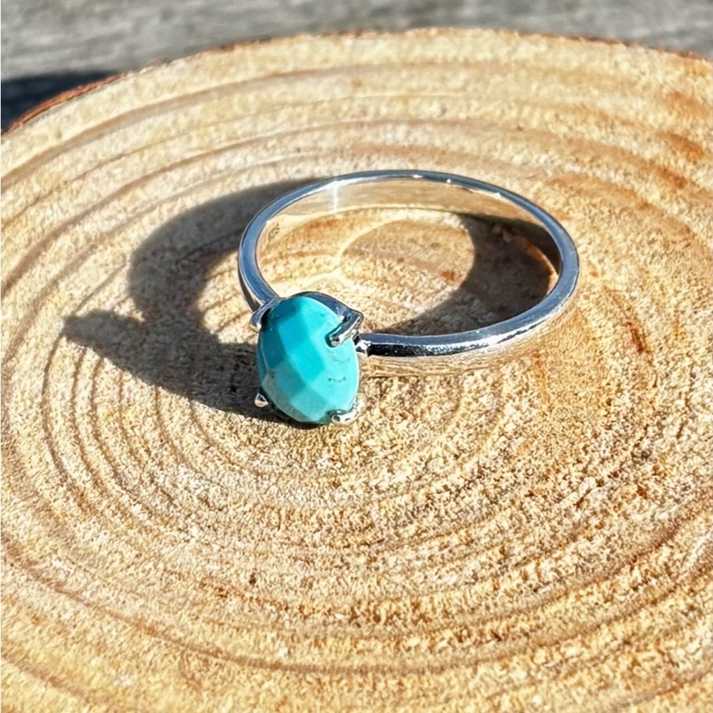 Turquoise Ring - Picture 9 of 11